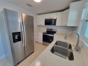 3301 Ash St in Punta Gorda, FL - Building Photo - Building Photo