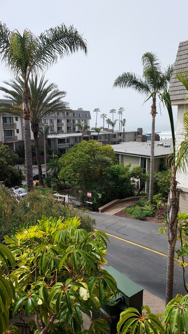 999 N Pacific St, Unit B126 in Oceanside, CA - Building Photo - Building Photo
