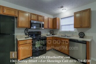 1349 Benley St in Murfreesboro, TN - Building Photo - Building Photo