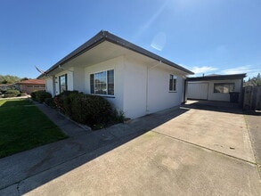 478 La Sierra Way in Gilroy, CA - Building Photo - Building Photo