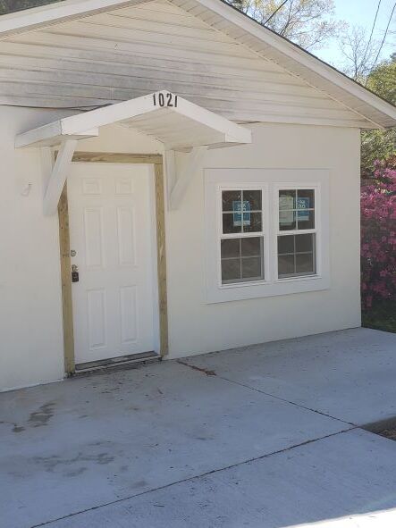 1021 Pine St in Conway, SC - Building Photo - Building Photo