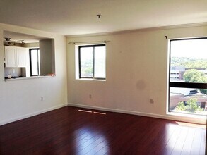 15 N Beacon St in Boston, MA - Building Photo - Building Photo
