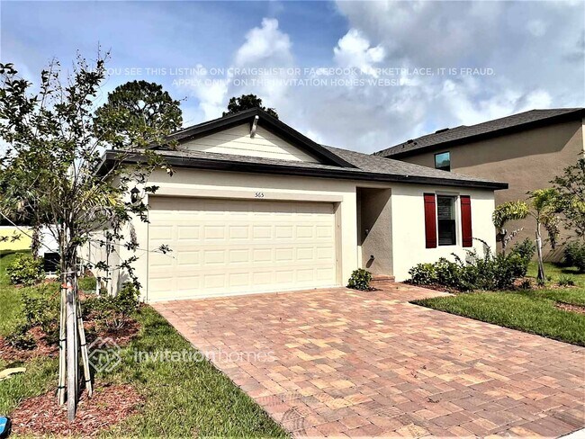 565 Seaspray Dr in Fort Pierce, FL - Building Photo - Building Photo
