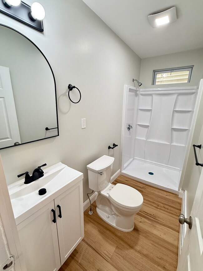 11A Linden St, Unit 2 in Boston, MA - Building Photo - Building Photo