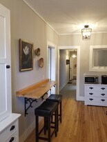 47 W Main St, Unit 2 in Cambridge, NY - Building Photo