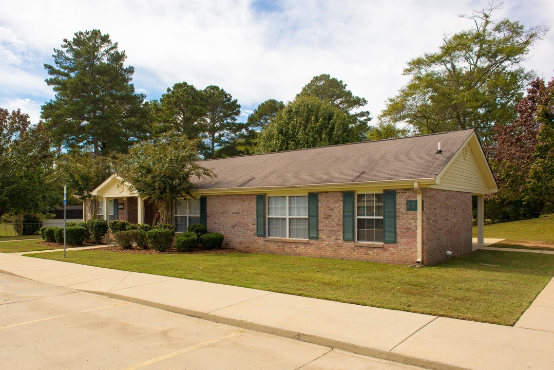 Oak Meadows Apartments in Oneonta, AL - Foto de edificio