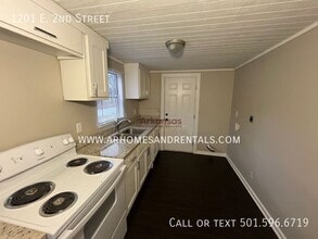 1201 E 2nd St in Stuttgart, AR - Building Photo - Building Photo