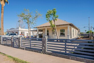 1341 E Fillmore St in Phoenix, AZ - Building Photo - Building Photo