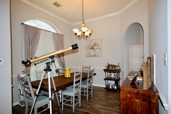 property at 18118 Yellowstone Trail