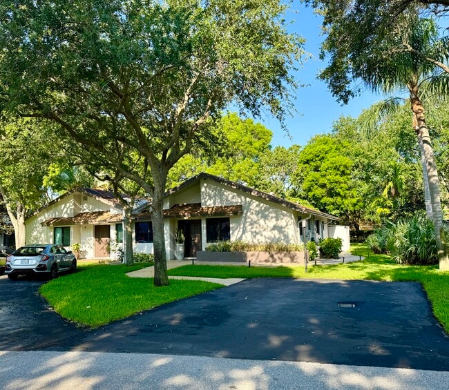 property at 3936 Arelia Dr S