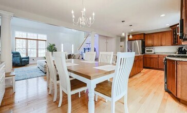 59 Pond Hill Dr in Fall River, MA - Building Photo - Building Photo