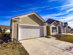 388 Coconut Dr in Savannah, GA - Building Photo - Building Photo