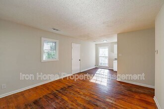 414 W Richland Ave in Greensboro, GA - Building Photo - Building Photo