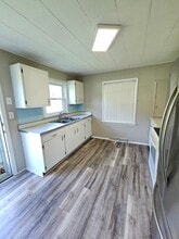 28243 W Fox River Rd in Cary, IL - Building Photo - Building Photo