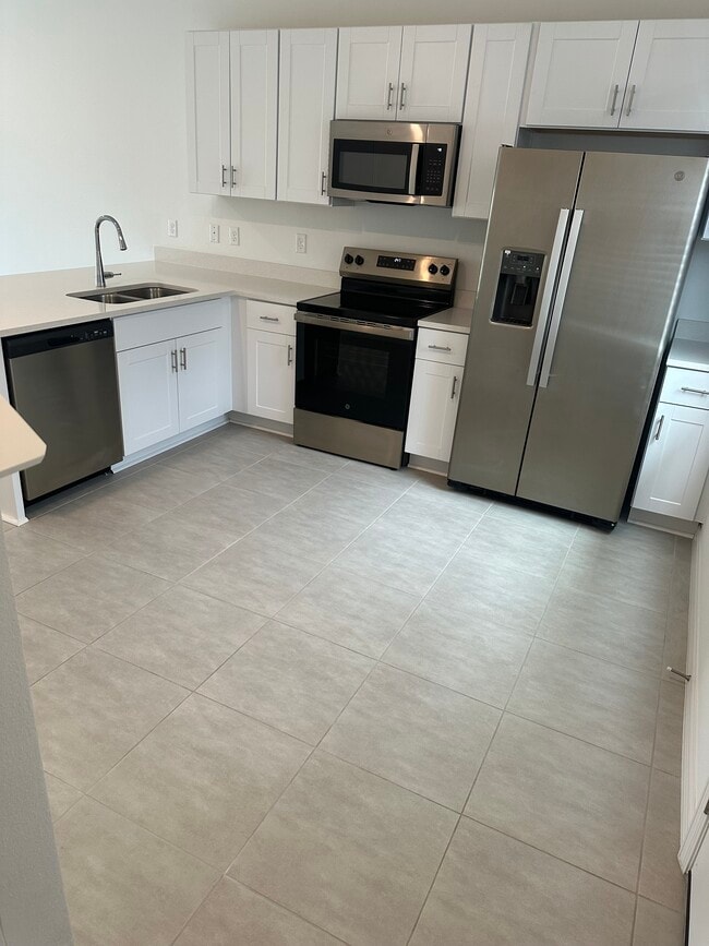 16659 San Nicola Pl in Bradenton, FL - Building Photo - Building Photo