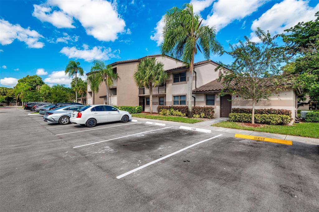 9951 Nob Hill Pl in Sunrise, FL - Building Photo