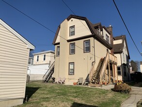 109 E 4th Ave in Conshohocken, PA - Foto de edificio - Building Photo