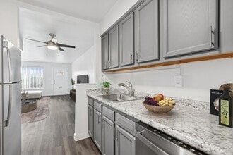 The Estates At Fernview in Cincinnati, OH - Building Photo - Building Photo