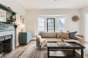 1073 N Downing St in Denver, CO - Building Photo