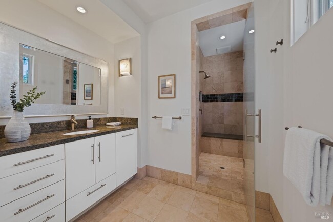 2000 Atlas Peak Rd in Napa, CA - Building Photo - Building Photo