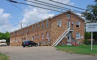 715 Tank Battalion Ave in Killeen, TX - Foto de edificio - Building Photo