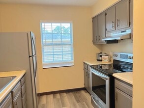 23 Kandlewood Dr in Savannah, GA - Building Photo - Building Photo