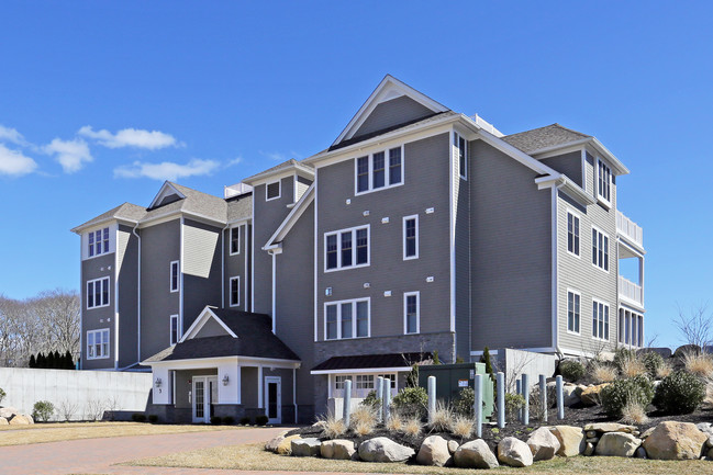 Champlin Woods Condominiums in Westerly, RI - Building Photo - Building Photo