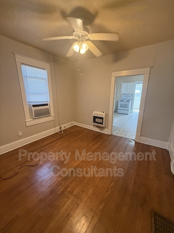 1014 E 1st St in Tuscumbia, AL - Building Photo - Building Photo