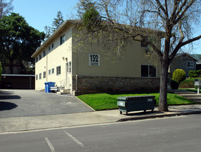 152 Towne Ter in Los Gatos, CA - Foto de edificio - Building Photo