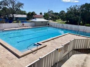 1215 Egret in Crystal River, FL - Building Photo - Building Photo