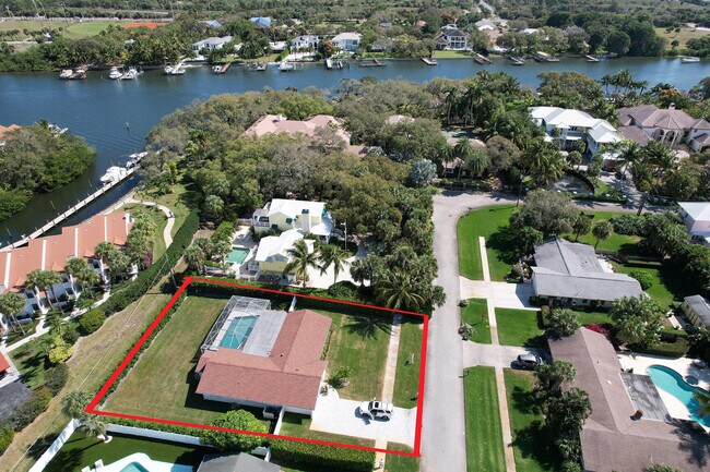 property at 2289 Windsor Rd