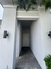 4398 SW 173rd Ave in Miramar, FL - Building Photo - Building Photo