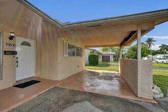 5910 NE 17th Rd in Fort Lauderdale, FL - Building Photo - Building Photo