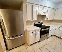2403 La Rochelle Dr in Cedar Park, TX - Building Photo - Building Photo