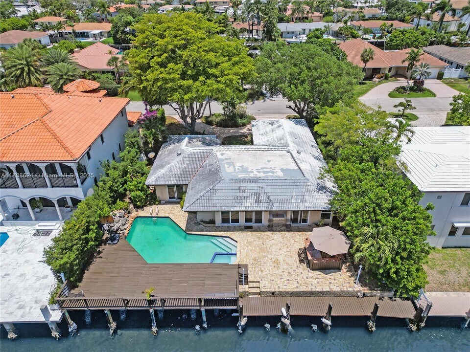 3100 NE 56th Ct in Fort Lauderdale, FL - Building Photo