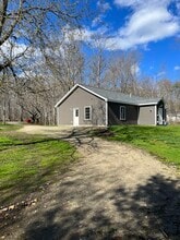 15 Kelley Rd, Unit 1 in Pittston, ME - Building Photo - Building Photo