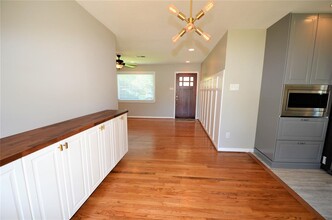 1906 Coulcrest Dr in Houston, TX - Building Photo - Building Photo
