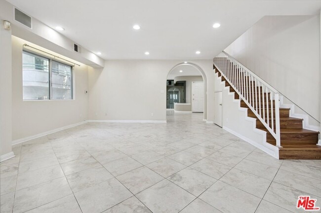 12010 Texas Ave in Los Angeles, CA - Building Photo - Building Photo