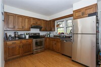 508 Hommocks Rd in Larchmont, NY - Building Photo - Building Photo