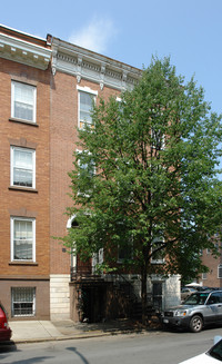 35 First St in Troy, NY - Foto de edificio - Building Photo