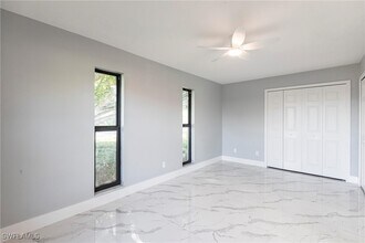 242 Ground Dove Cir SE in Lehigh Acres, FL - Building Photo - Building Photo
