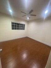 260 South Avenue 50, Unit 204 in Los Angeles, CA - Building Photo - Building Photo