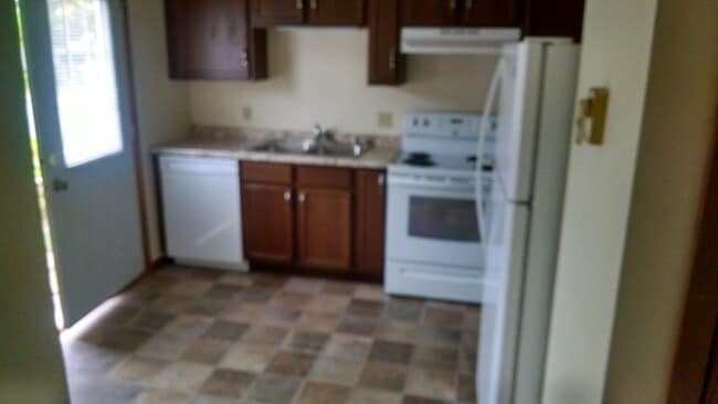 property at 1025 Briar Ln
