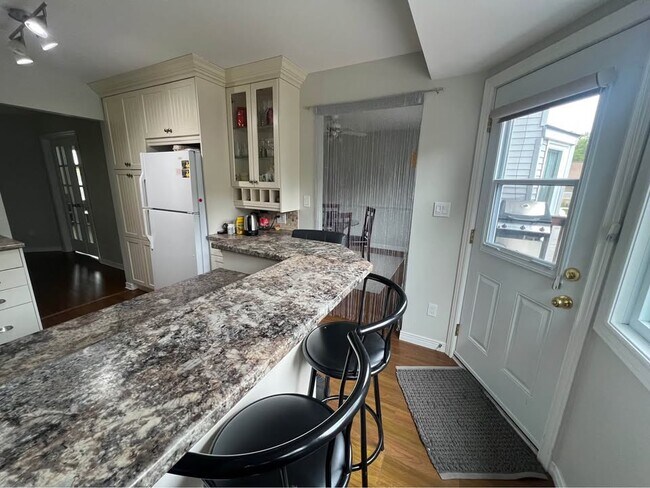 1730 Murphy Rd in Sarnia, ON - Building Photo - Building Photo