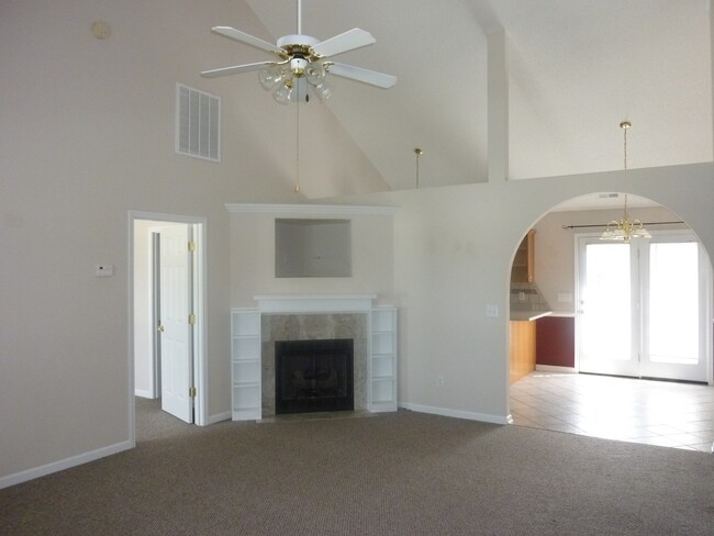 306 High Hills Ct in Rock Hill, SC - Building Photo - Building Photo