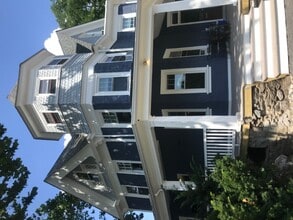 400 Bethlehem Pike in Erdenheim, PA - Foto de edificio - Building Photo