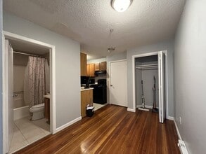 32 Main St, Unit 3C in Hudson, MA - Building Photo - Building Photo