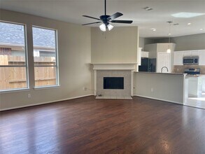 4835 Chase Ct Dr in Bacliff, TX - Building Photo - Building Photo