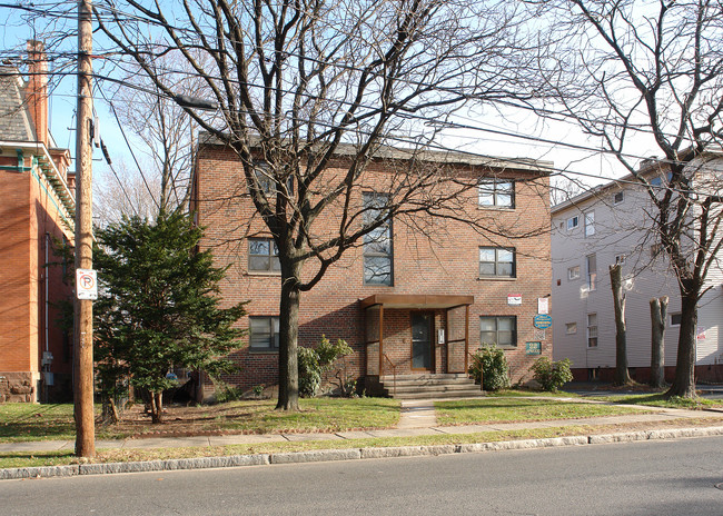 22 Atwood St in Hartford, CT - Building Photo - Building Photo