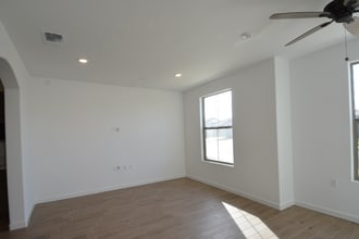 7414 Lemon Mdw Pl in Bakersfield, CA - Building Photo - Building Photo